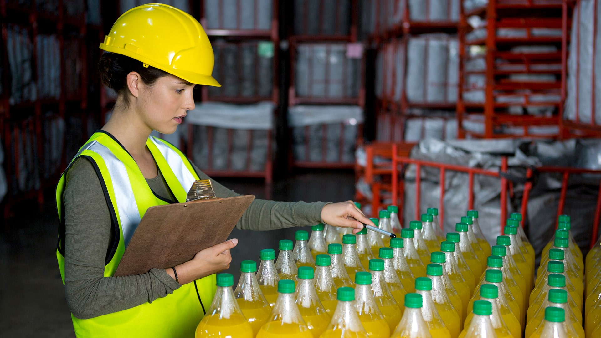 Está almacenando los alimentos en forma segura?